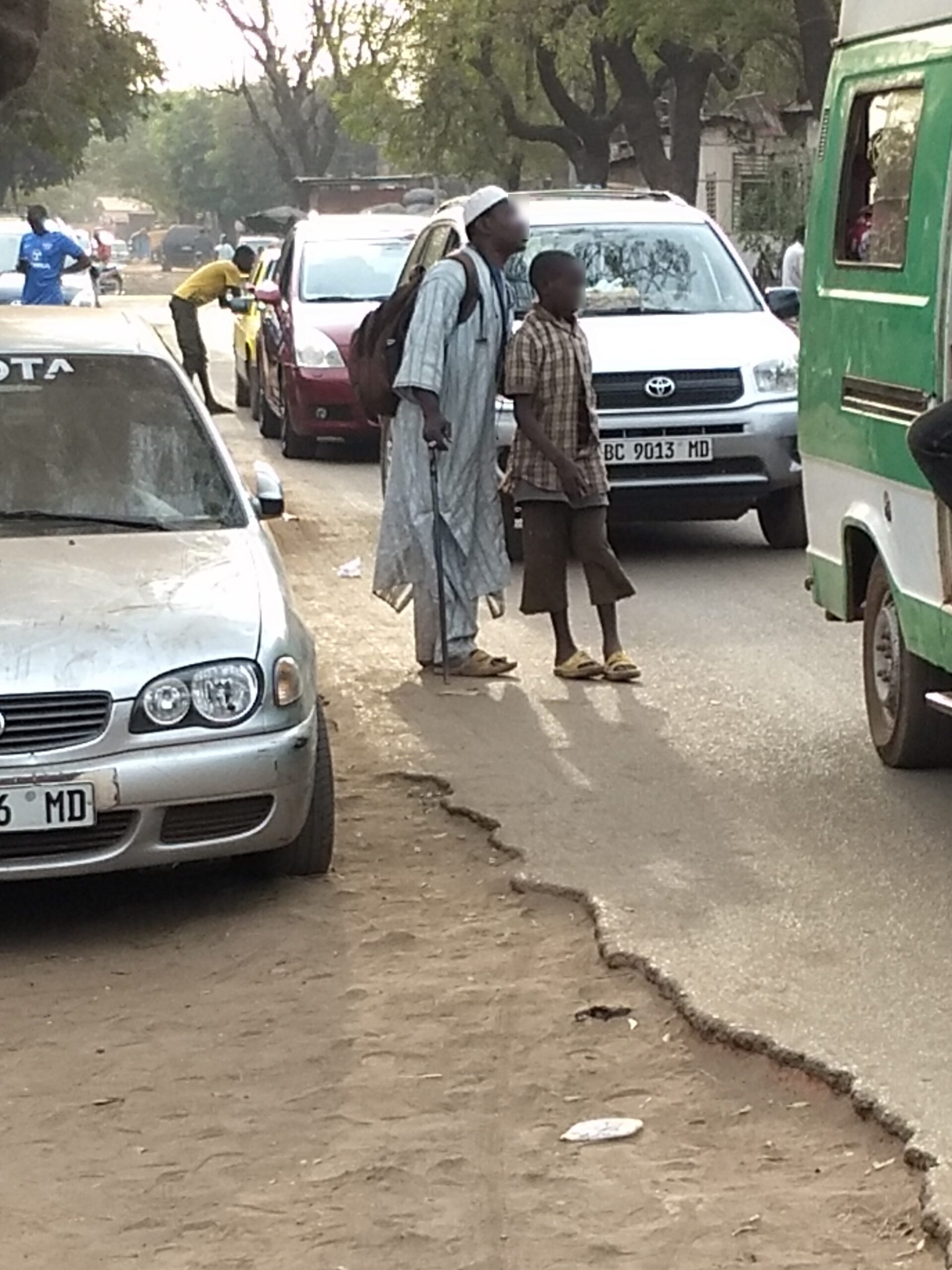 Enfant guide Bamako